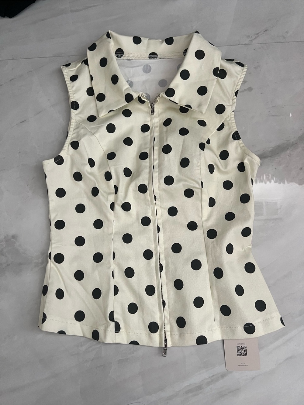 Shein Musera black polka dot zip up vest